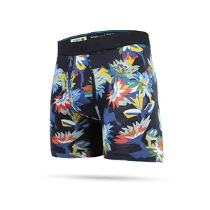 Boxer Stance Atelier WH image-0