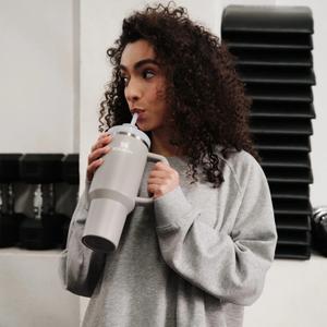 Cup Stanley Quencher H2.O FlowState image-3