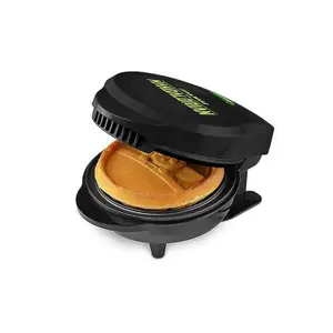 Select Brands Waffle Maker Star Wars The Mandalorian The Child image-3