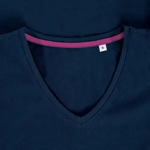 V-neck T-shirt Stedman Clive image-4