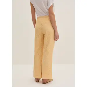 Γυναικεία παντελόνια Stefanel Geometric Flare Fit image-4