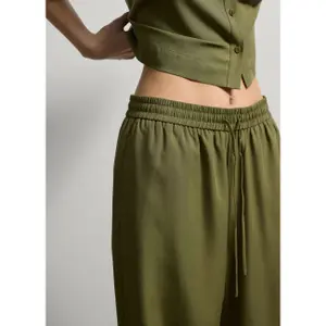 Γυναικείο παντελόνι wide-leg Stefanel image-4