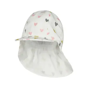 Girls' baseball cap with neck cover Sterntaler Coeurs image-0