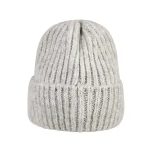 Soft to the touch baby bonnet Sterntaler image-1