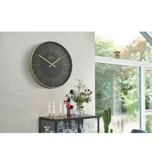 Wall clock Still image-2