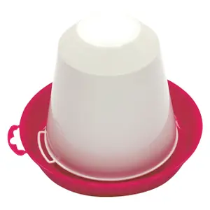 Plastiktränke mit Füßen Kerbl image-0