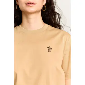 Women's T-shirt Strom Coffee Maker image-3