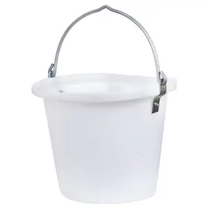 Plastic stable bucket, rear weight model Stubbs