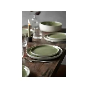 Dinner plate Studio Round North image-1