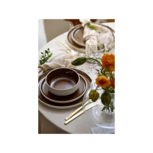 Dinner plate Studio Round North image-2