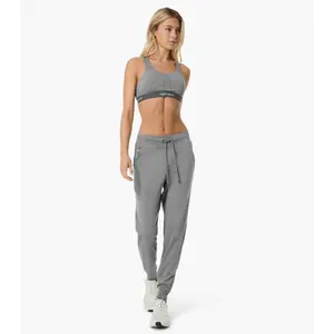 Damskie spodnie dresowe super.natural Yobo image-4