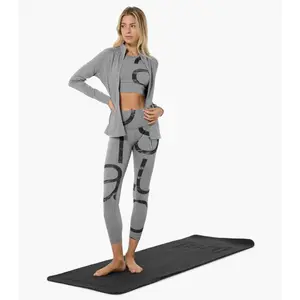 Leggings para mulher super.natural Capital Logo image-3