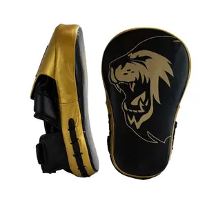Curved leather striking shield Super Pro image-3