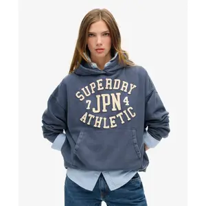Sudadera con capucha oversize con motivo aplicado para mujer Superdry Athletic Essentials image-1