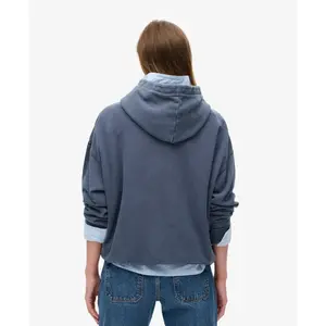 Sudadera con capucha oversize con motivo aplicado para mujer Superdry Athletic Essentials image-4