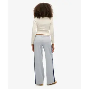 Women's joggers Superdry Logo Athletic Essentials image-4