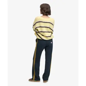 Women's joggers Superdry Athletic Essentials image-4