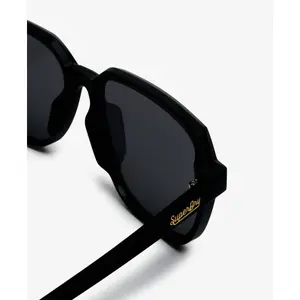 Óculos de sol quadrados para mulher Superdry image-3