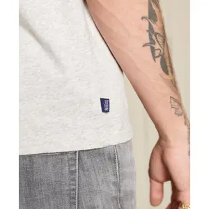 Camiseta orgánico con cuello de pico Superdry Vintage Logo image-4