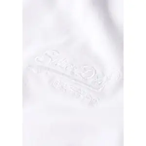 Camiseta con cuello de pico y logotipo bordado en algodón orgánico Superdry image-4