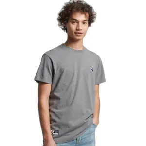 T-shirt de algodão orgânico Superdry Code Essential image-1