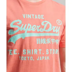 Camiseta fluorescente Superdry Vintage Logo image-3