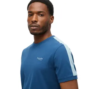 Retro-Logo-T-Shirt Superdry Essential image-4