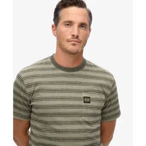 T-shirt met tekstuur, zak en strepen Superdry image-4
