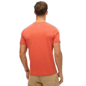 Camiseta tipo en relieve Superdry image-3