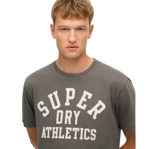 Camiseta estampada Superdry Athletic Essential image-3