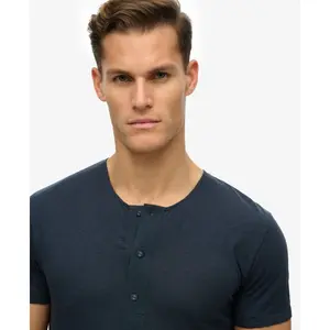 Camiseta de cuello tunecino Superdry Merchant Store image-3