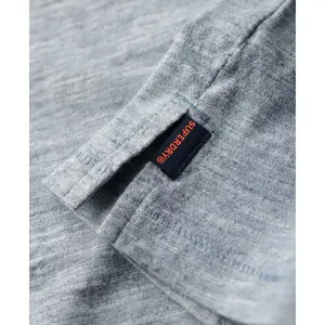 T-shirt z ombrekowym efektem melanżowym Superdry image-6