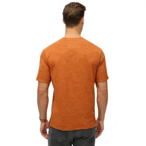 T-shirt z ombrekowym efektem melanżowym Superdry image-3