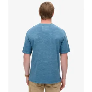 T-shirt z ombrekowym efektem melanżowym Superdry image-3