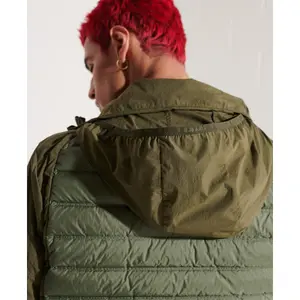 Plumífero informal con capucha Superdry image-4