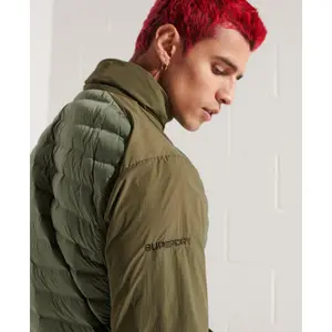 Plumífero informal con capucha Superdry image-5