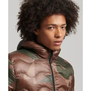 Plumífero con capucha Superdry image-4