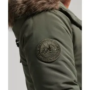 Parka com capuz e pelos sintéticos Superdry Everest image-4