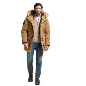 Parka con capucha y falsa piel Superdry Everest image-1