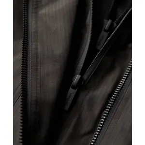 Chaqueta impermeable con capucha Superdry Yachter image-4