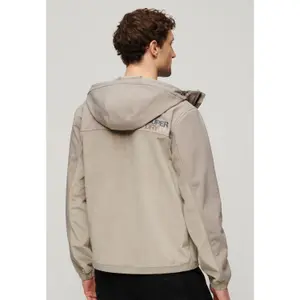 Chaqueta con capucha Superdry Hybrid Trekker image-3