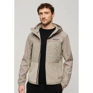 Chaqueta con capucha Superdry Hybrid Trekker image-1