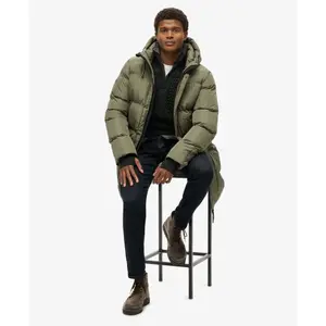 Plumífero con capucha Superdry image-2