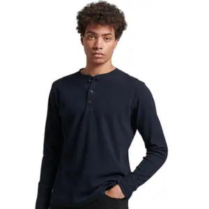 T-shirt estampada com gola tunisina e mangas compridas Superdry image-1