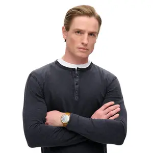 Camiseta de manga larga con cuello tunecino de jersey Superdry image-4