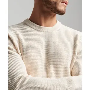 Pull ras du cou en maille texturée Superdry image-3