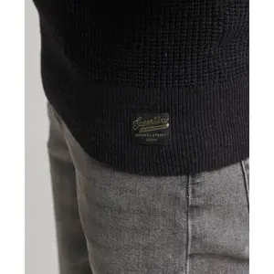 Pull ras du cou en maille texturée Superdry image-4