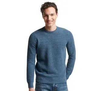 Pull ras du cou en maille texturée Superdry image-0