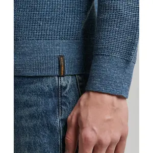 Pull ras du cou en maille texturée Superdry image-3