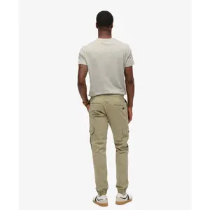 Pantalón cargo Superdry image-5